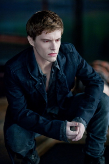 575880_zatmenie-twilight-upirska-saga.jpg